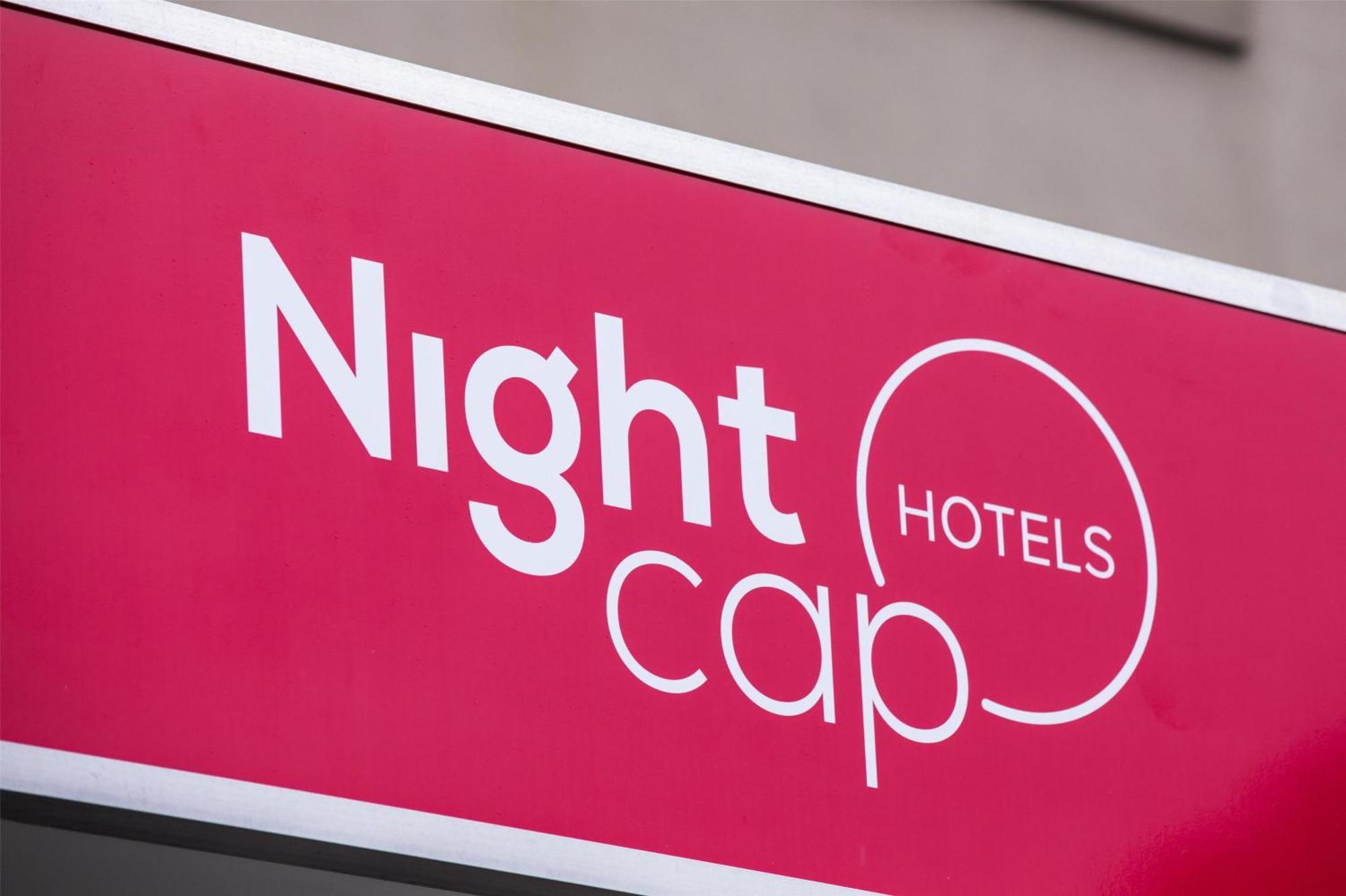 Nightcap At Chester Hill Hotel Bankstown Eksteriør bilde